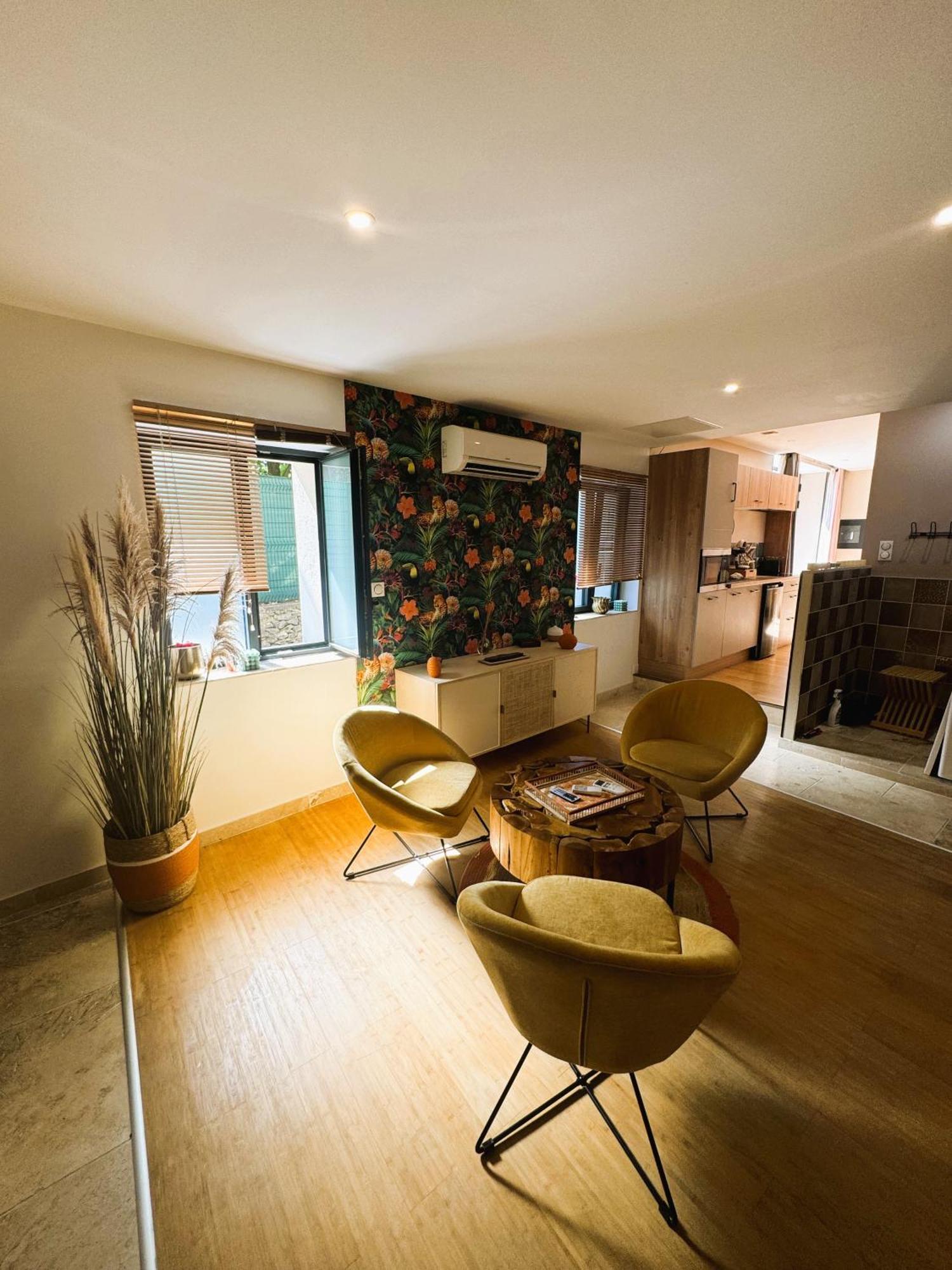 Le Dix - Classic Room - Vallabrix Proche Uzes Zewnętrze zdjęcie
