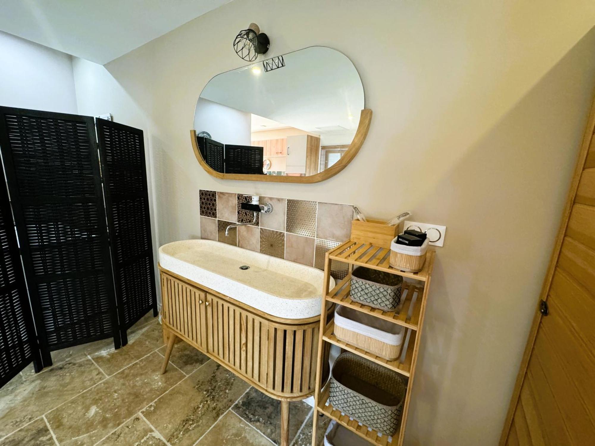 Le Dix - Classic Room - Vallabrix Proche Uzes Zewnętrze zdjęcie